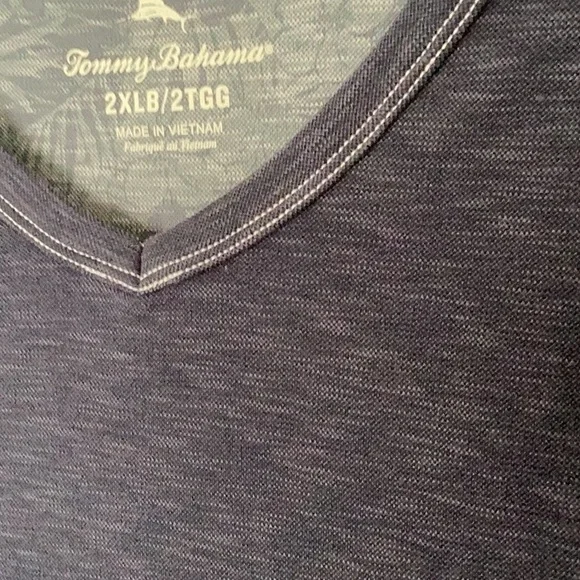 Tommy Bahama Mens shirt - Picture 3 of 6